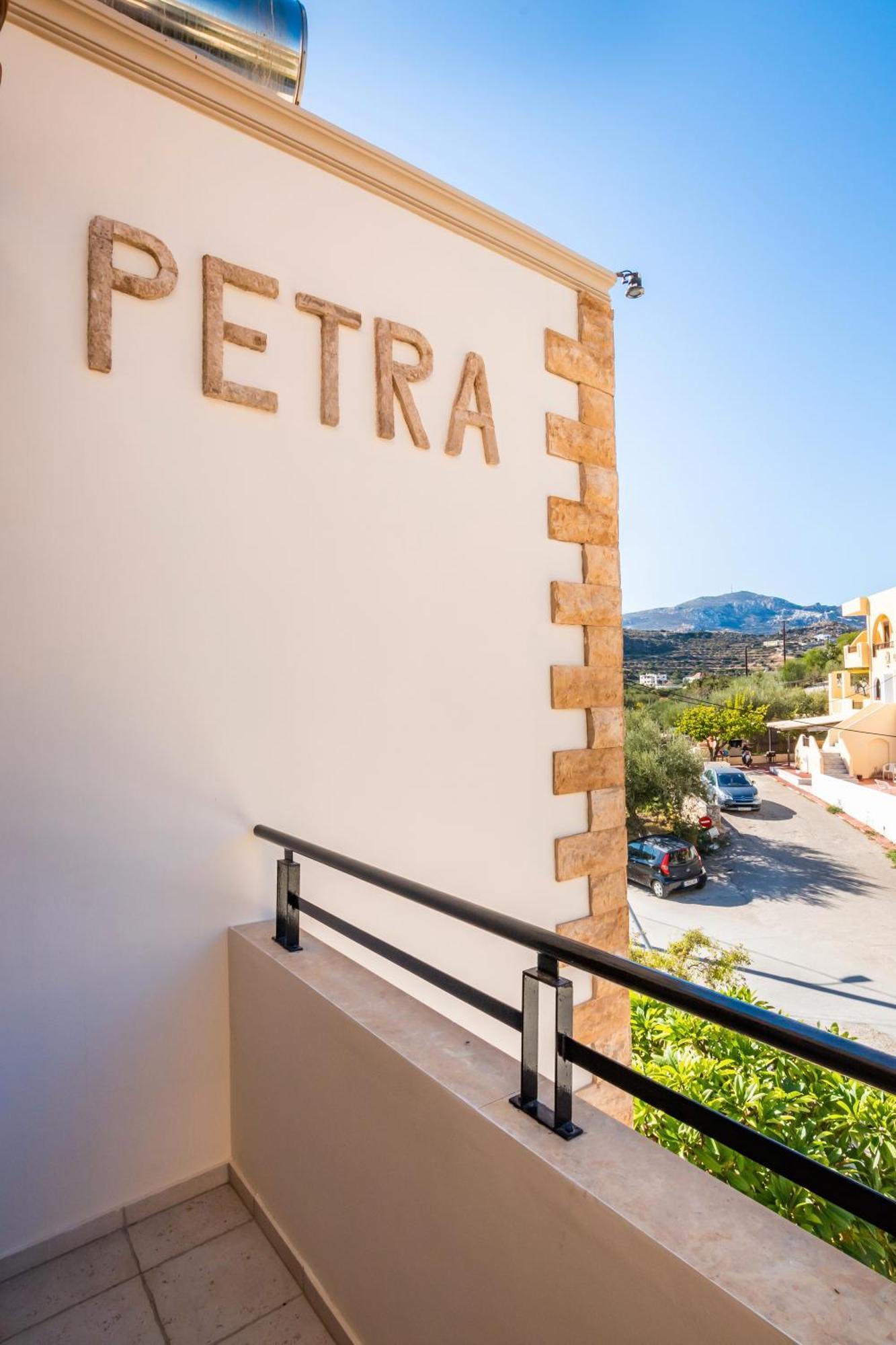 קרפאטוס Petra Studios מראה חיצוני תמונה