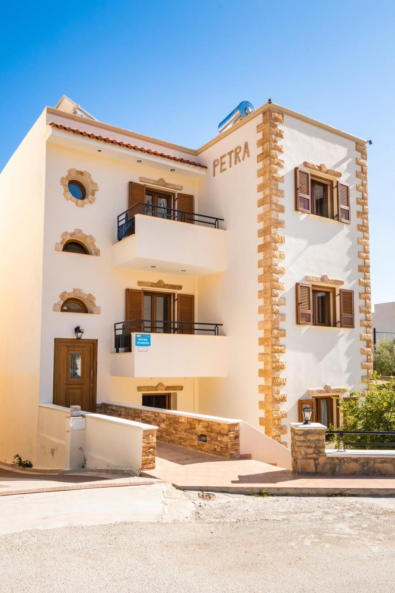 קרפאטוס Petra Studios מראה חיצוני תמונה